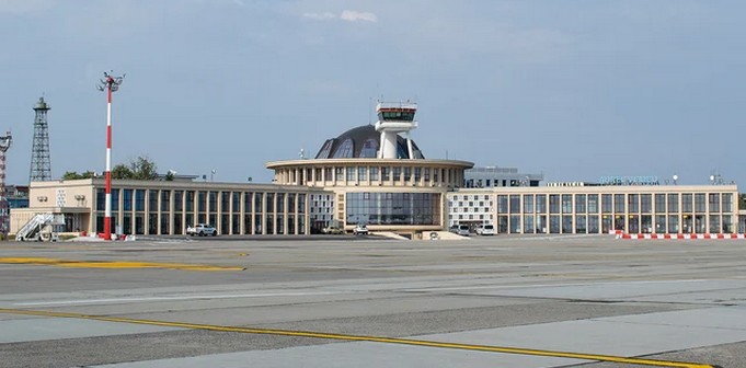 ✈ Bucharest Băneasa–Aurel Vlaicu International Airport