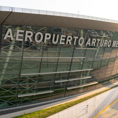 ✈ Arturo Merino Benítez International Airport