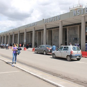 ✈ Alejandro Velasco Astete International Airport