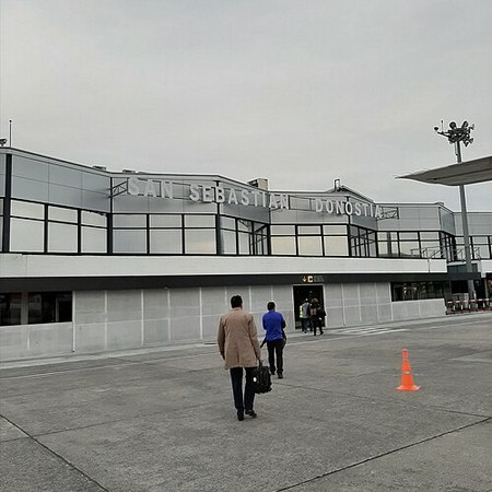 ✈ San Sebastián Airport