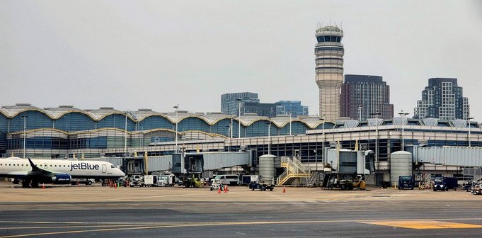 ✈ Ronald Reagan Washington National Airport