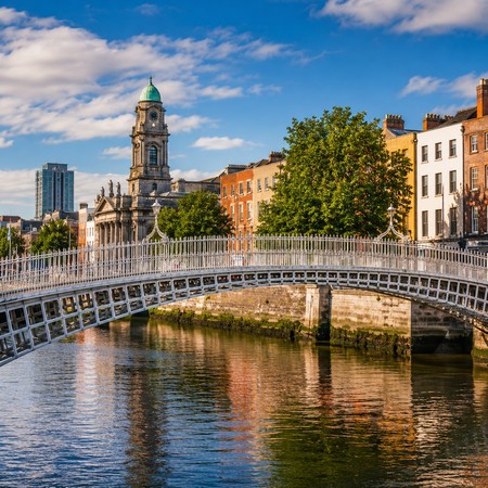Private Transfers and Chauffeur Service in Dublin